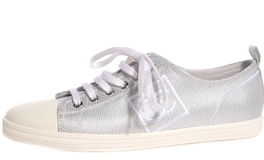 Chanel 10C, 2010 Cruise Resort Silver Metallic Canvas Woven CC Logo Tennis Shoes EU 41 US 10/11