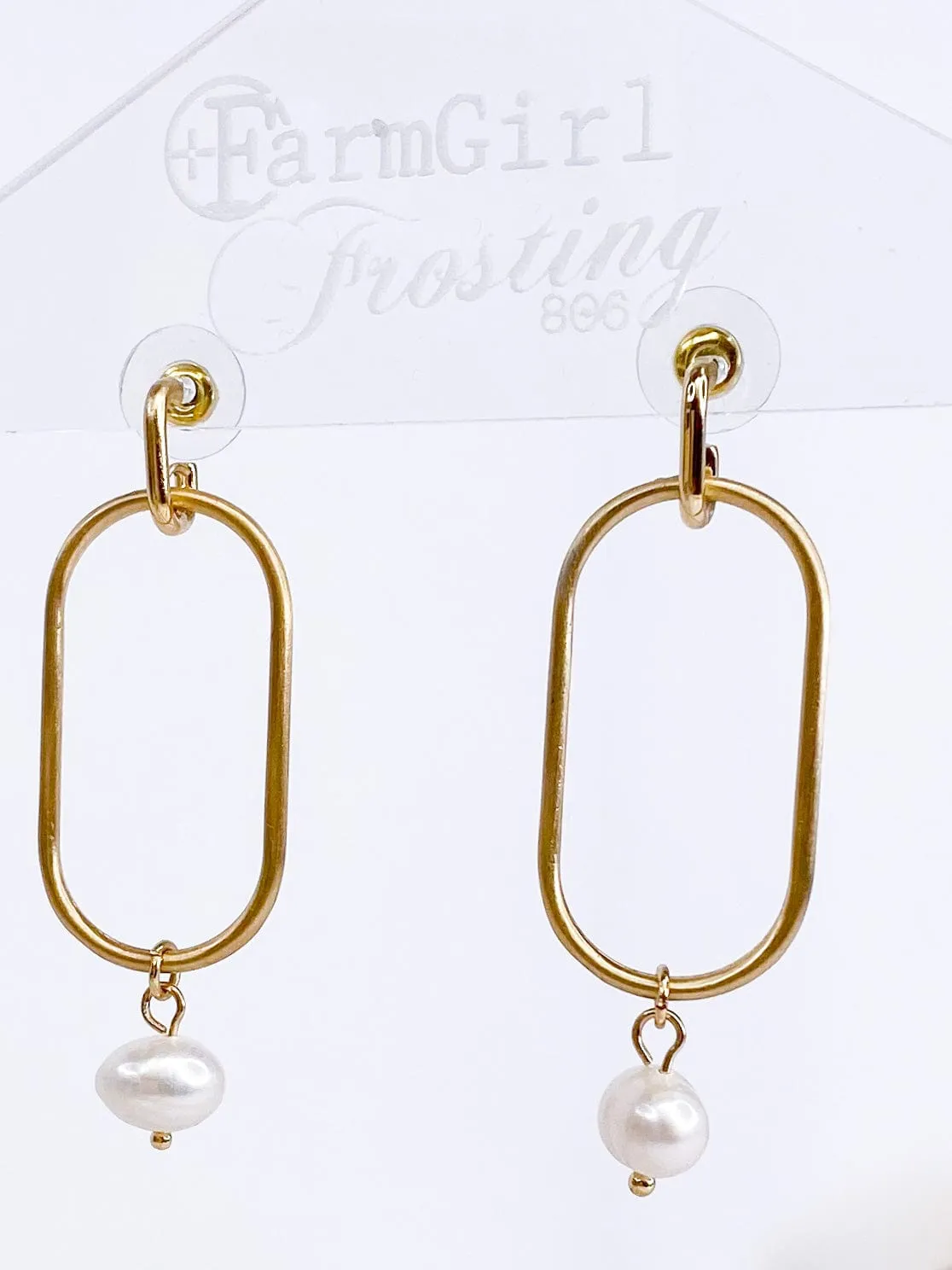 Elleri Pearl Drop Earring