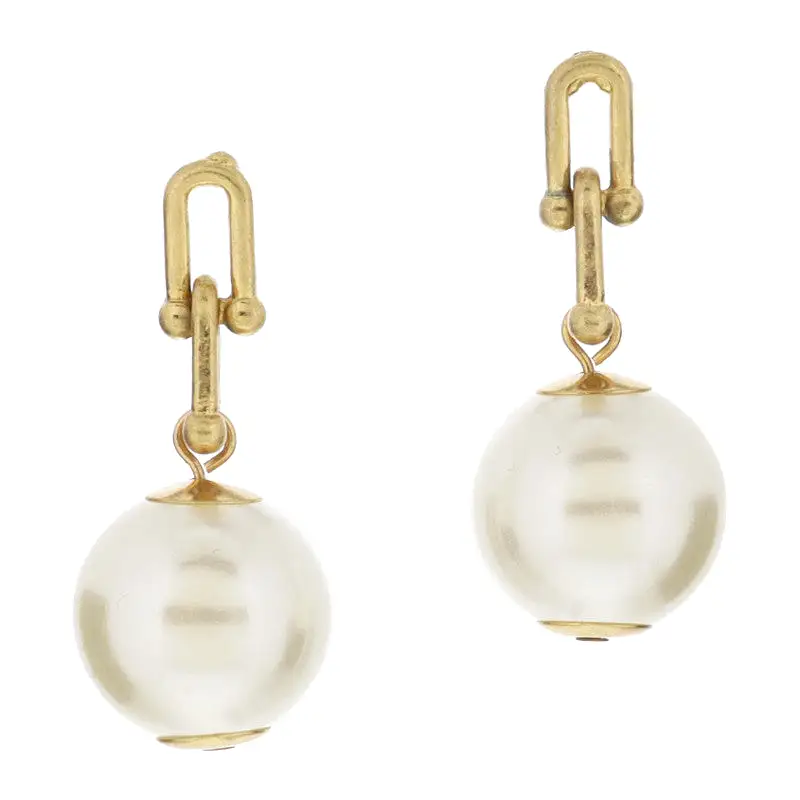 Gold U-Chain Links with Pearl Stud Earrings