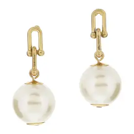 Gold U-Chain Links with Pearl Stud Earrings